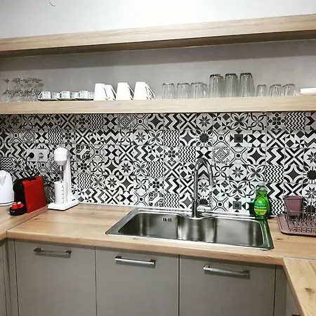 Apartment Avres One *